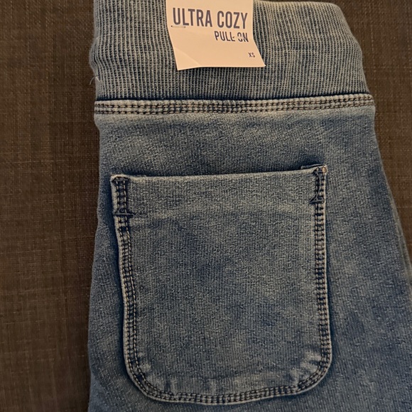 Vanilla star Ultra Cozy Stylish flared Blue Women's Jeans - Picture 4 of 6